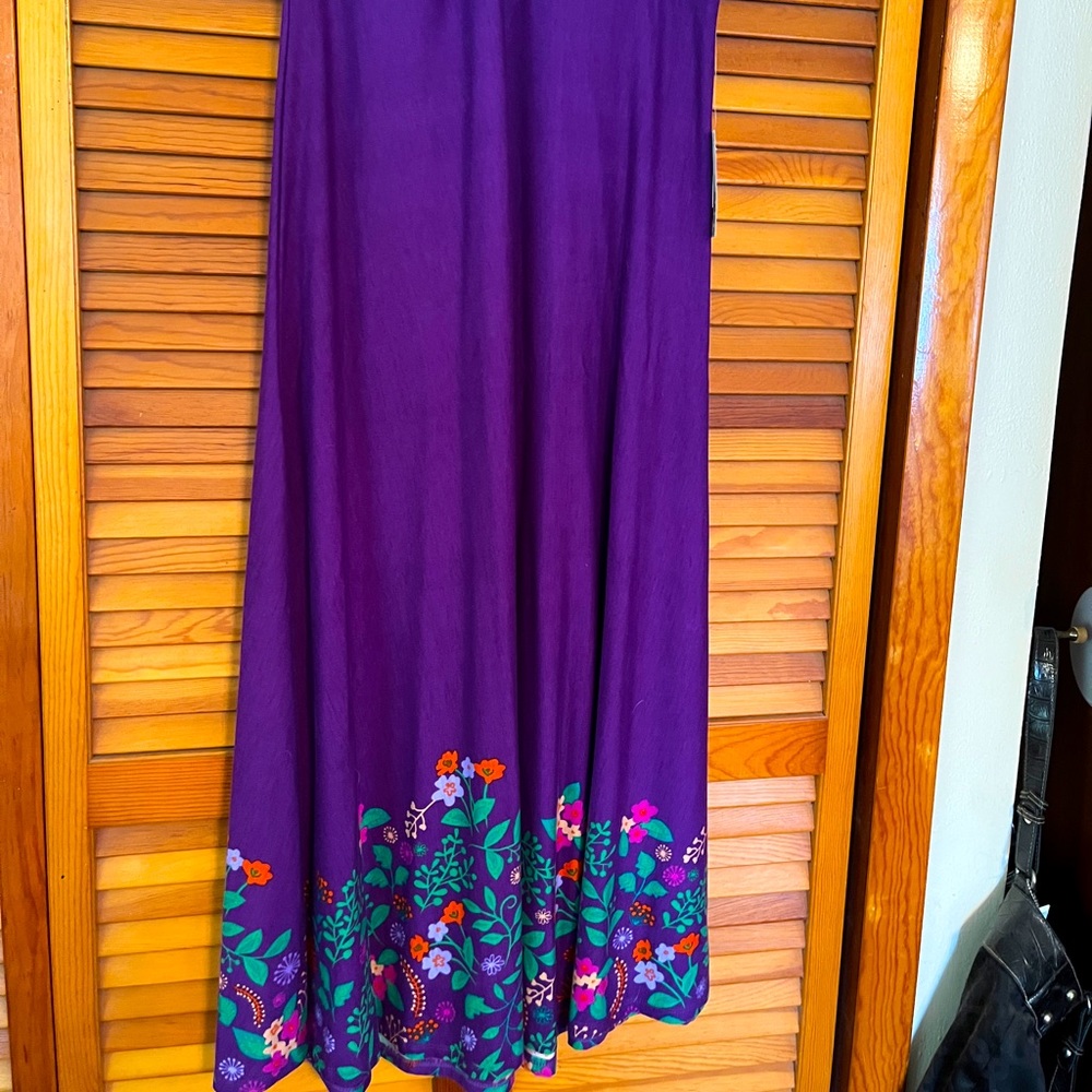 Paisley is a large. Never worn.
